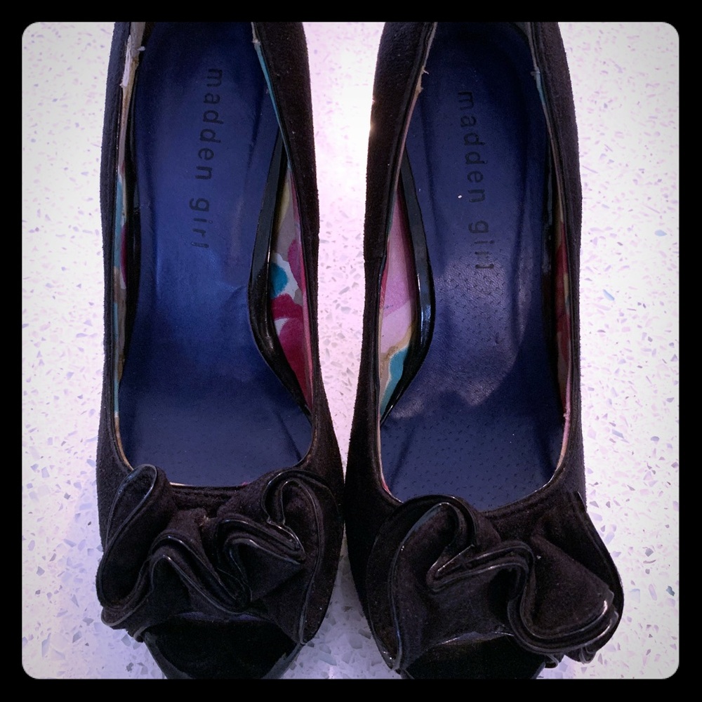 Black suede heels